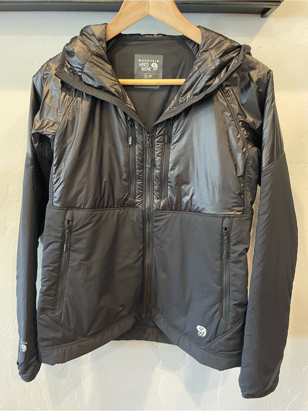 New Mountain Hardwear Kor Strata alpine hooded Insulated Jacket S ret. $279
